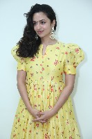 Actress Malavika Nair Gallery